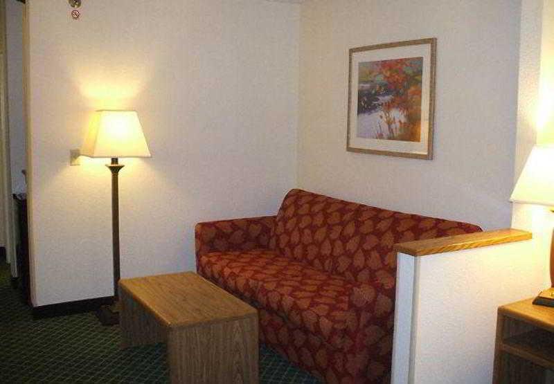 Fairfield Inn & Suites By Marriott Terre Haute Værelse billede