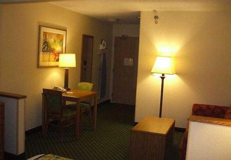 Fairfield Inn & Suites By Marriott Terre Haute Eksteriør billede